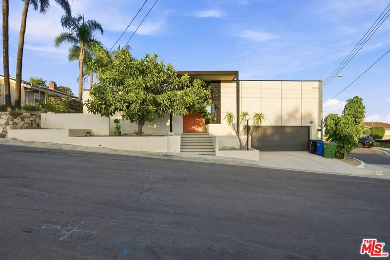 936 Fortune Way