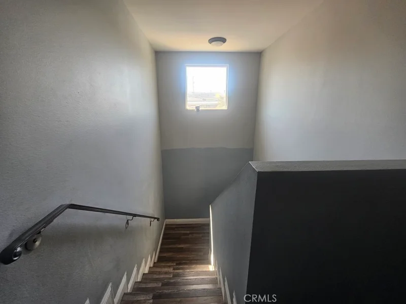 720 W 85th photo 2