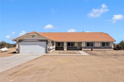 9352 Cedar Street photo 2
