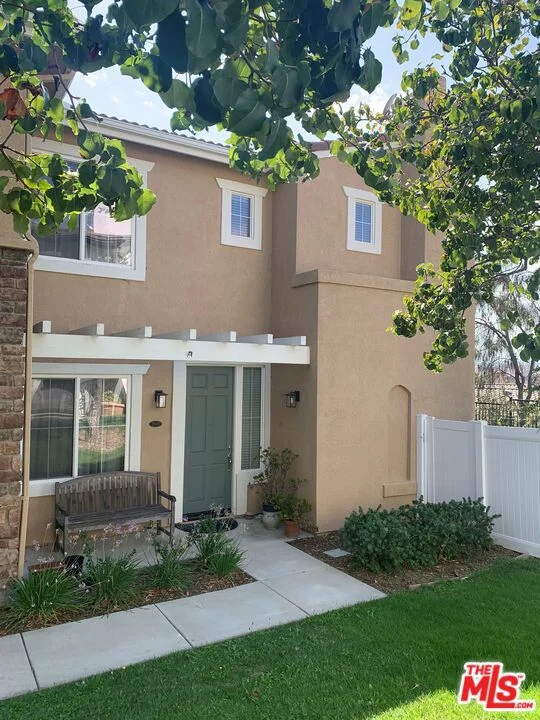 28015 Serra Lane 17