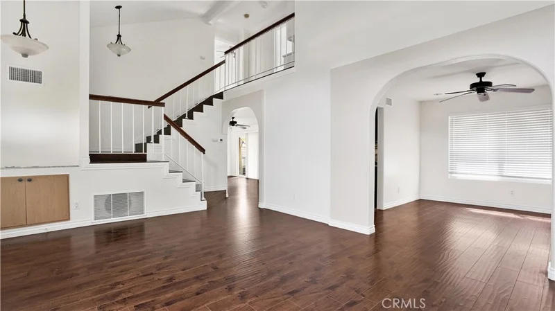 3661 Oak Haven photo 2