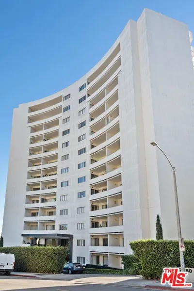7250 Franklin Avenue 507