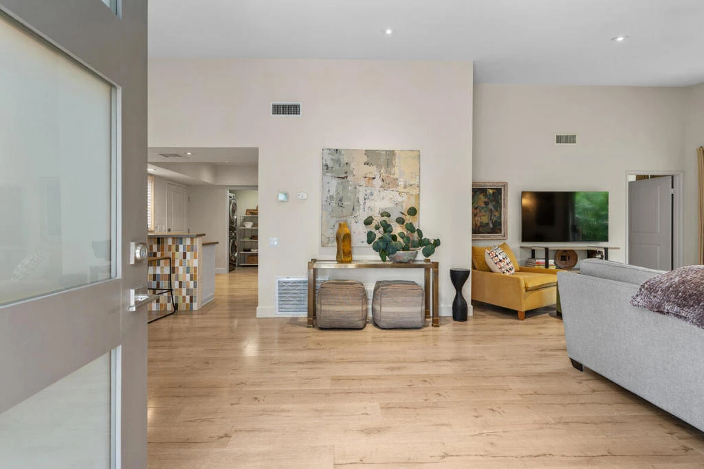 Interior 1
