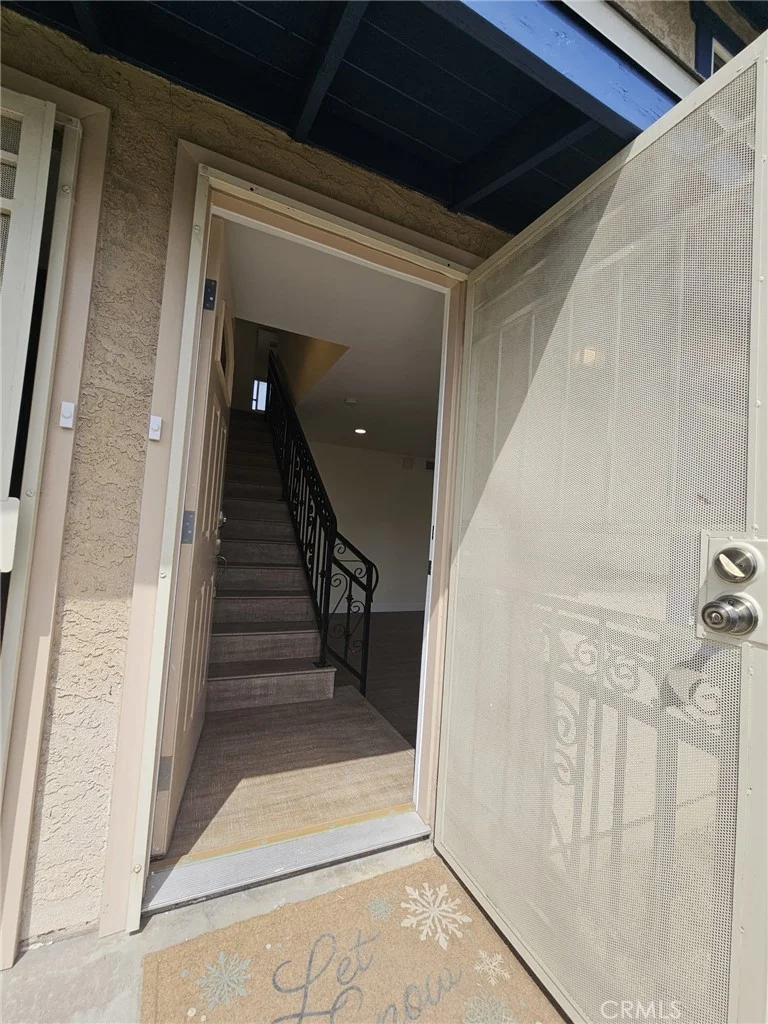 8041 Puritan photo 2