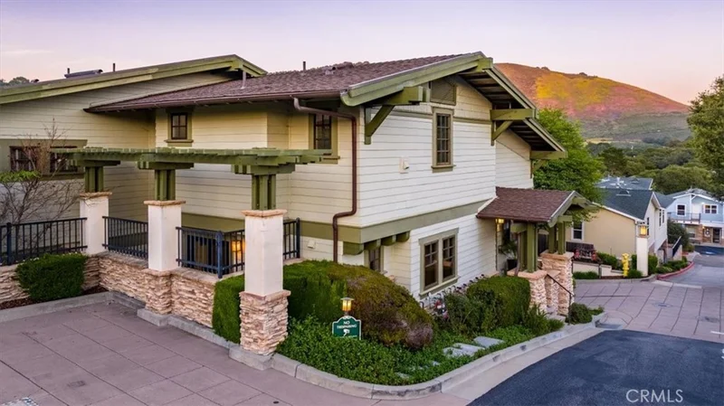290 Ocean Oaks Lane