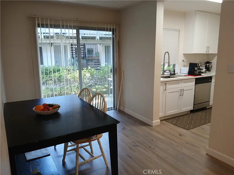 23732 HILLHURST Drive 67 photo 2