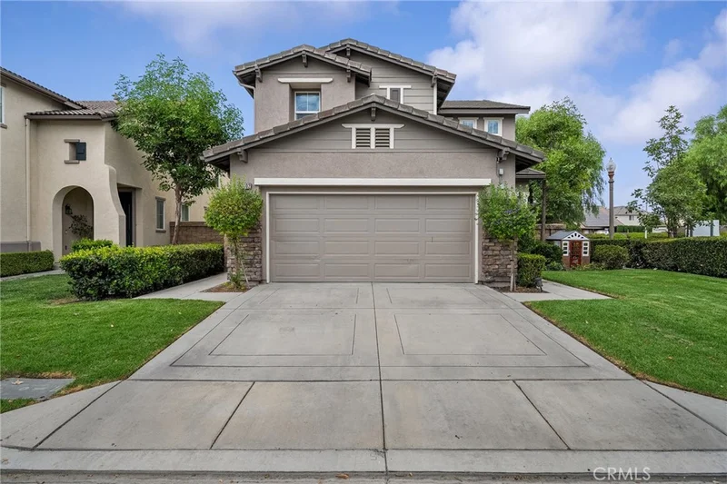 Photo 2 of 13102 Melon Avenue