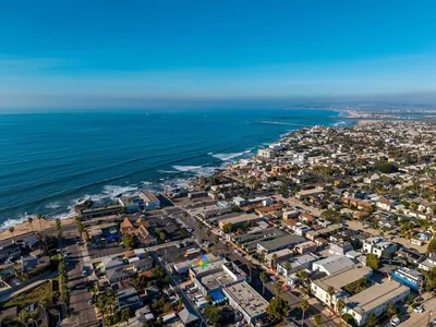 4741 Point Loma Ave 201 photo 2