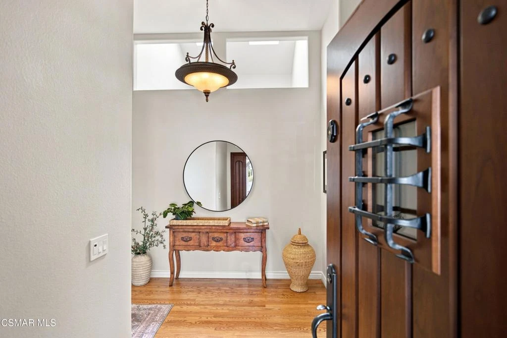 Interior 2