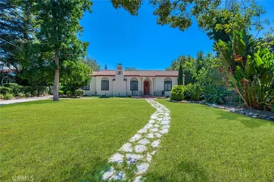 1096 Armada Drive