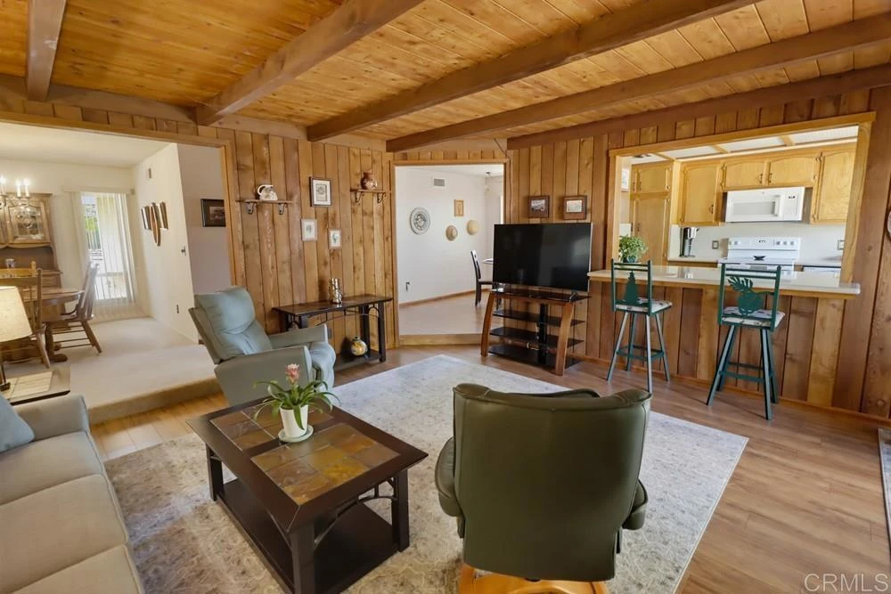 Interior 3