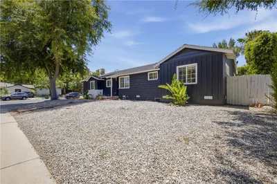 5521 Mclennan