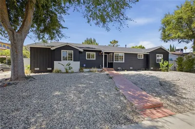 5521 Mclennan Avenue photo 2