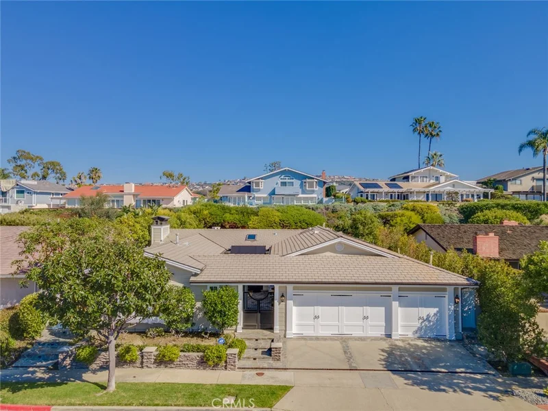 1412 Seacrest Drive photo 2