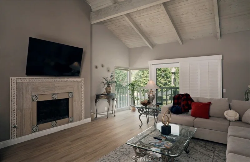 Photo 2 of 46632 Arapahoe Ln #B