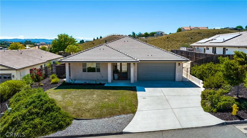 3435 Catalina Place