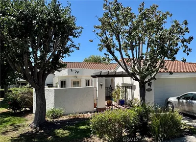 32065 Via Flores