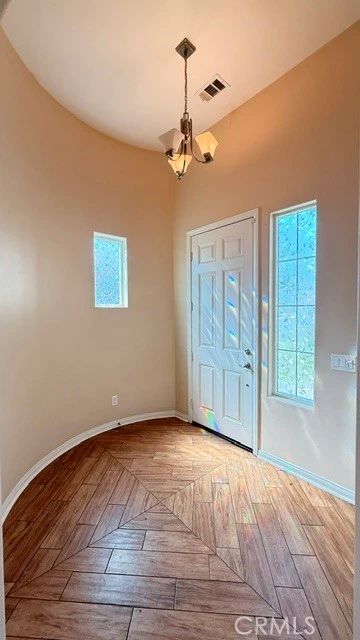 Interior 3