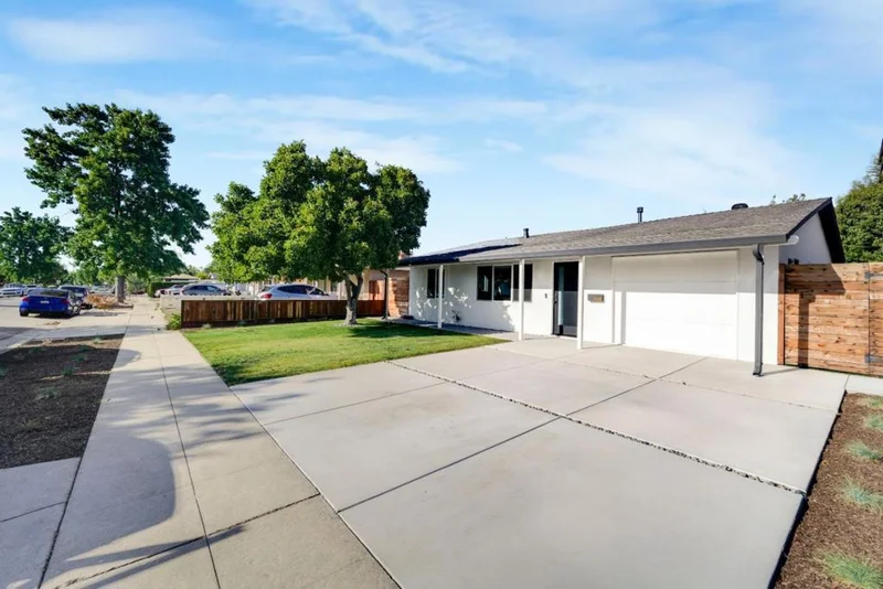 Photo 2 of 3128 Julio Avenue