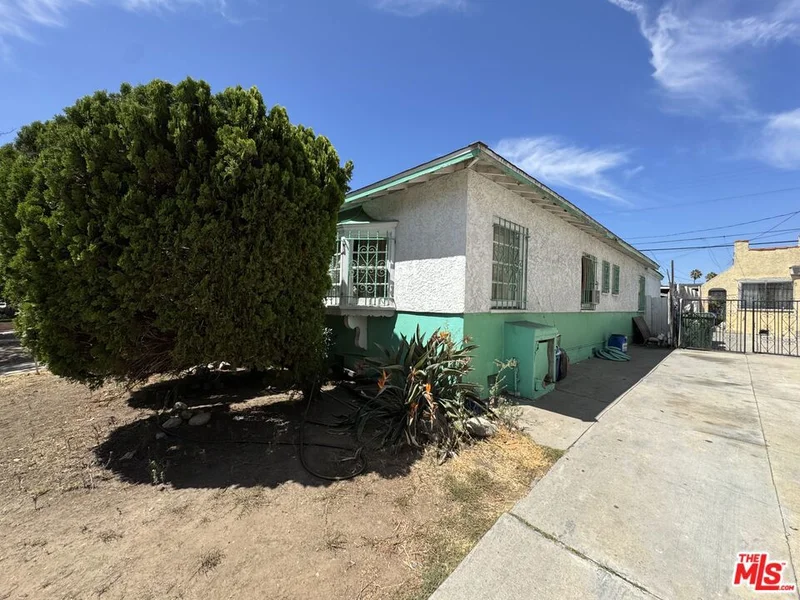 1725 S Highland Avenue