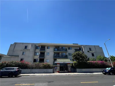 321 N Orange 308