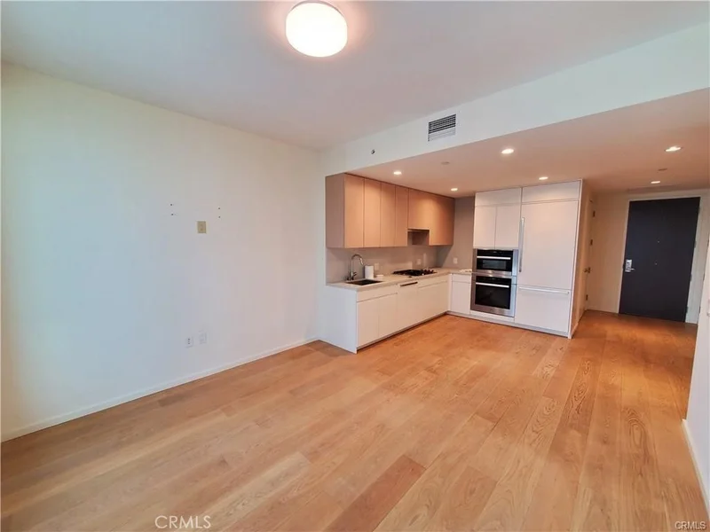 877 Francisco Street 1805, Los Angeles, CA 90017