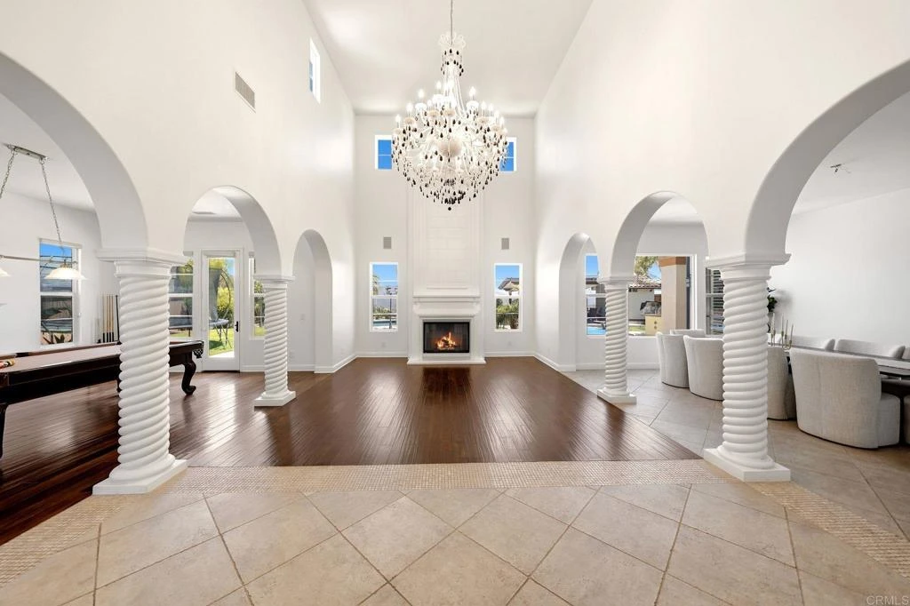Interior 2