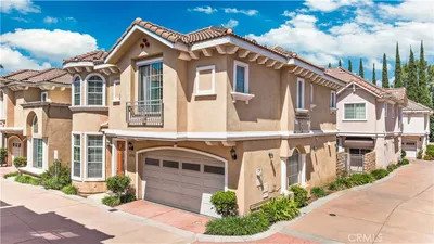 454 W Duarte D photo 2