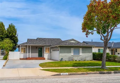4503 Newton photo 2