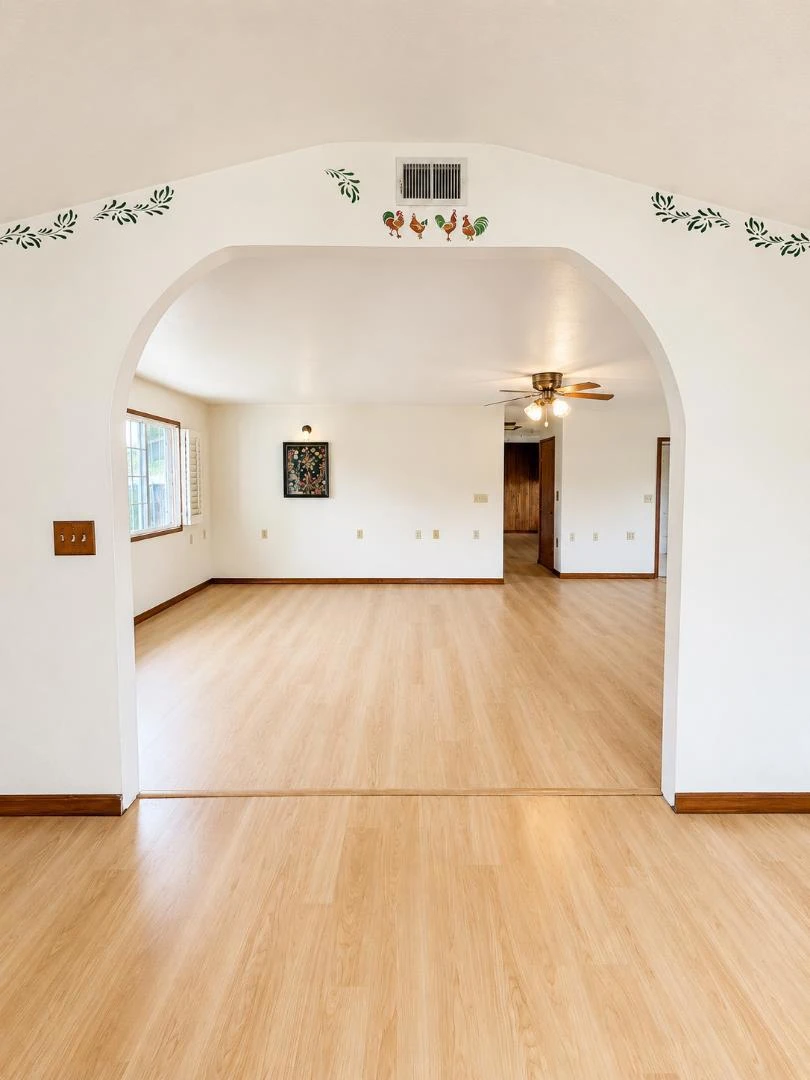 Interior 3