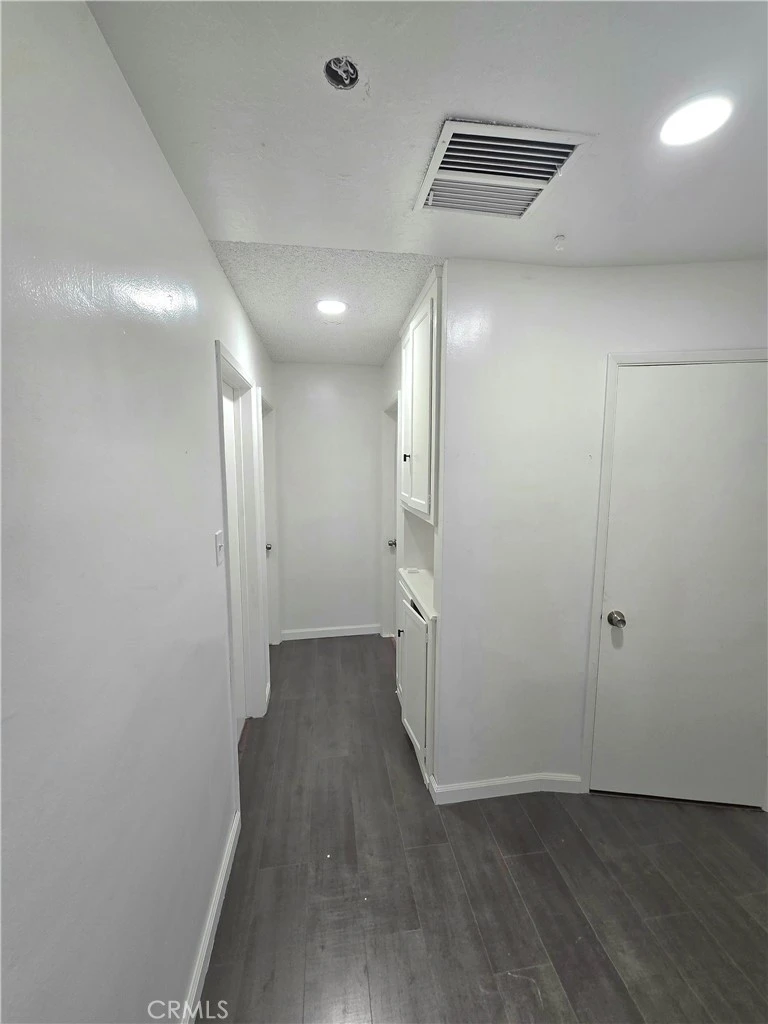 Interior 3