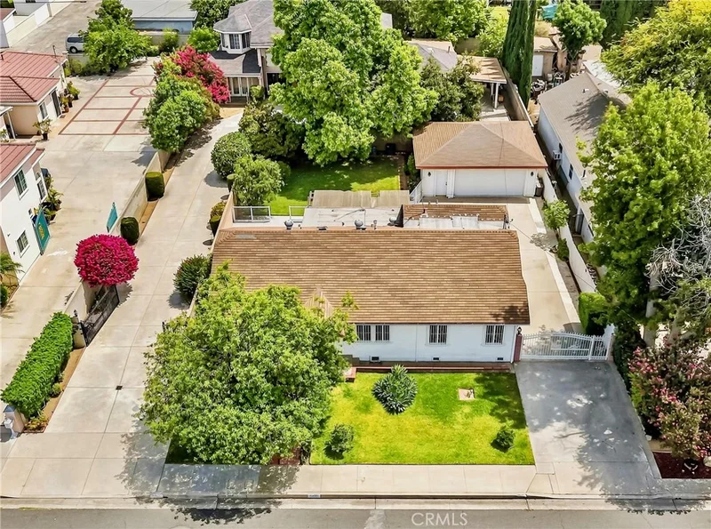 Photo 2 of 5428 El Monte Avenue