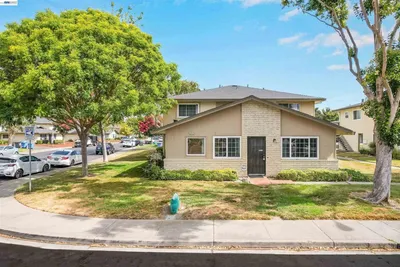 34812 Starling Dr 1 photo 2