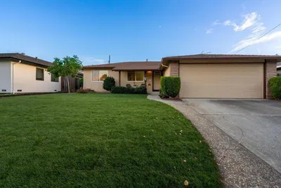 2827 Gazelle Drive