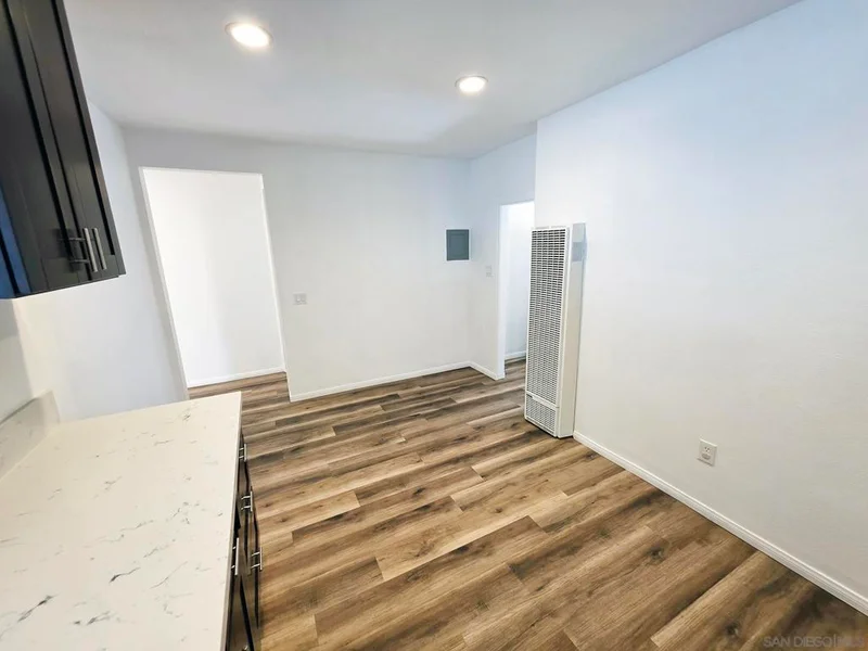 4263 48Th St B photo 2