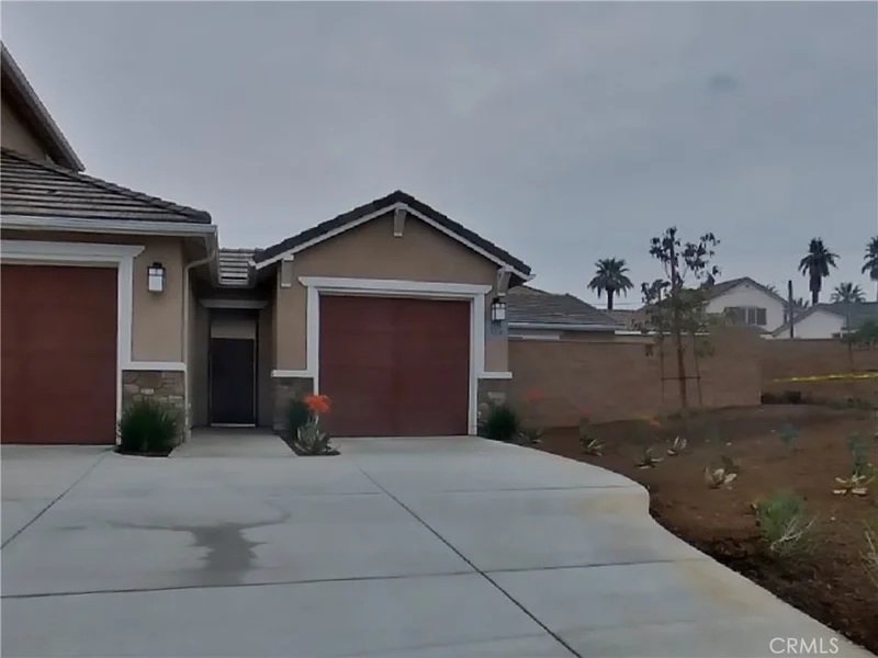1735 Lorraine Drive 2
