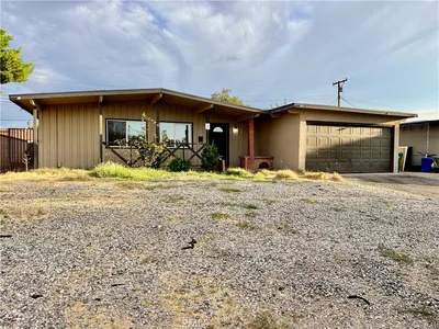 734 Woodgate