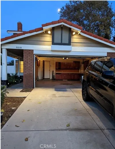 808 Atchison photo 2