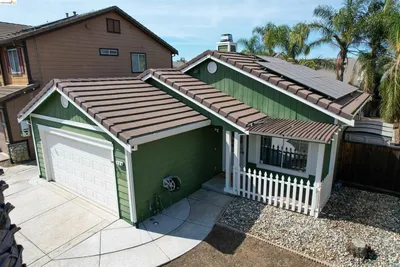 223 TWILIGHT CT