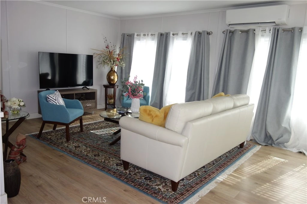 Interior 2