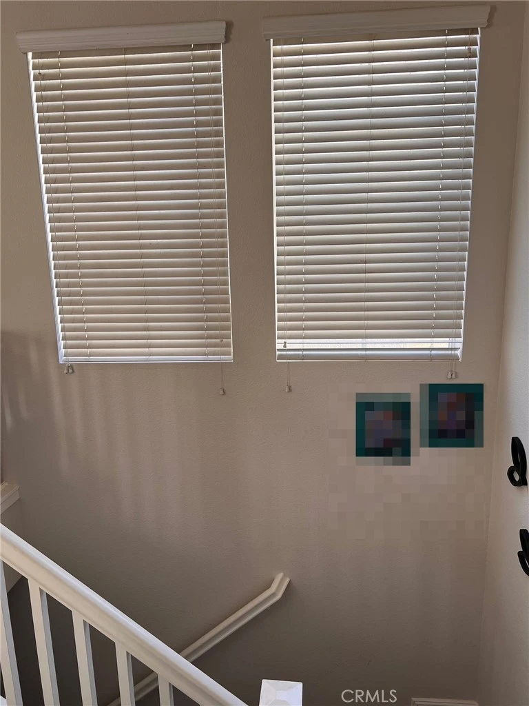 Interior 4