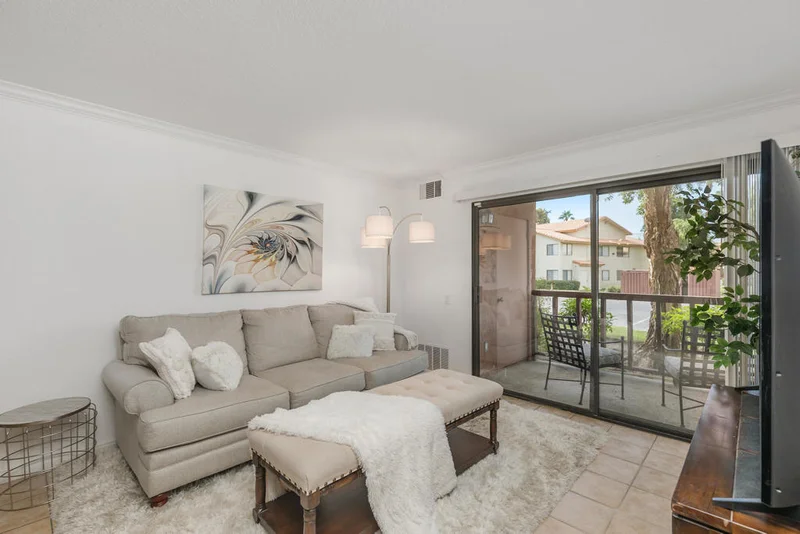 78650 Avenue 42 1403