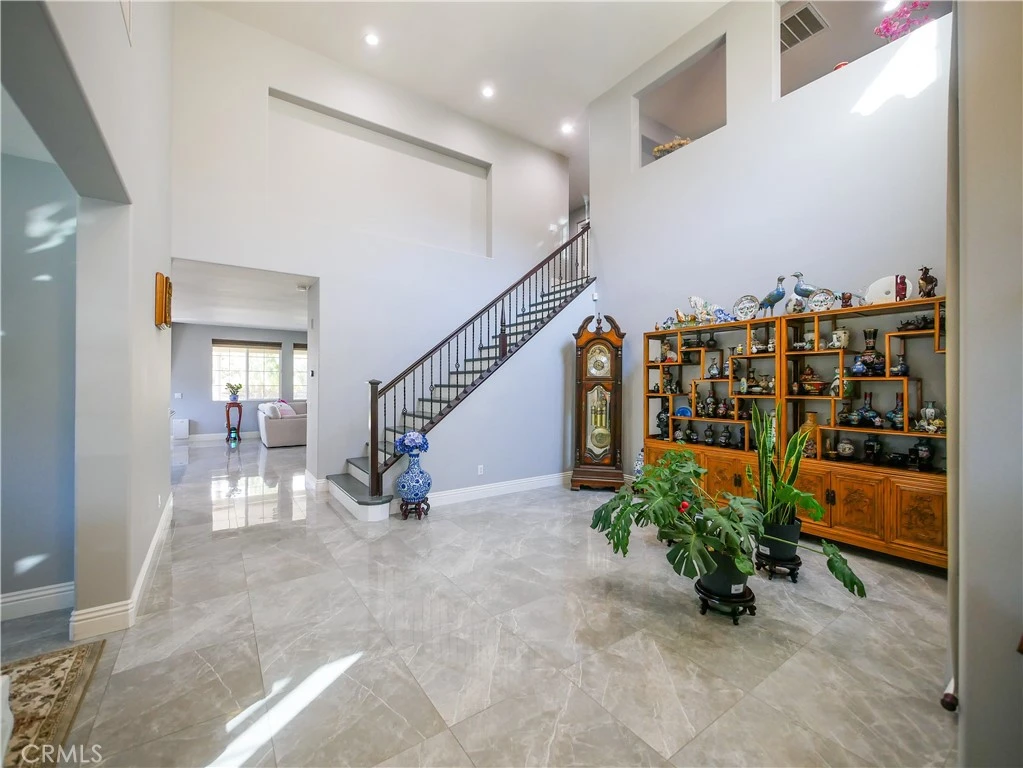 Interior 2
