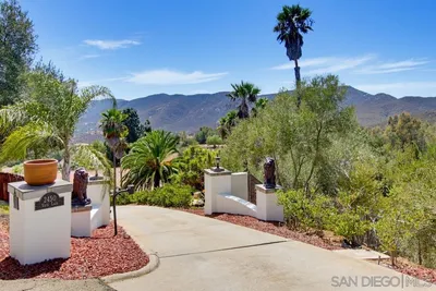 2450 Vista Lago Ter photo 2