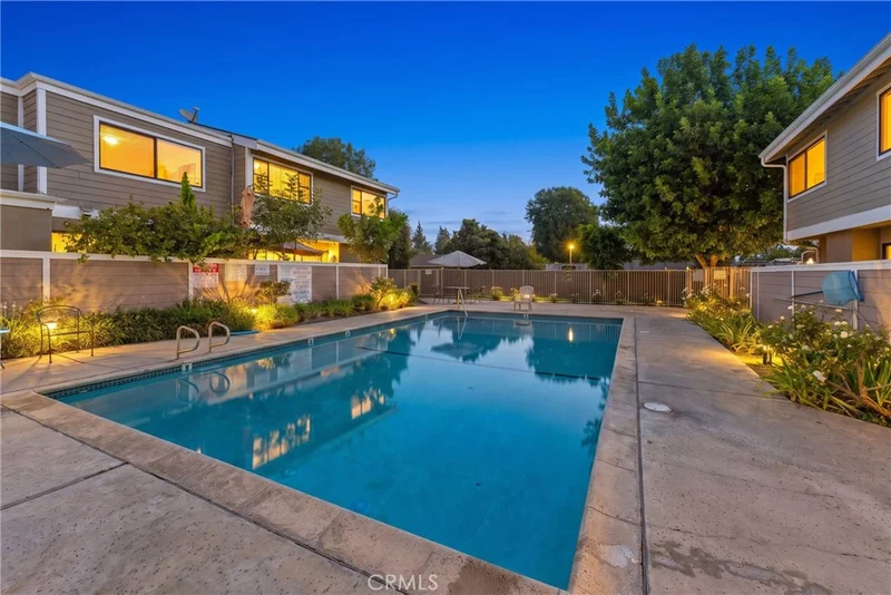 Photo 2 of 10730 Woodley Avenue 7