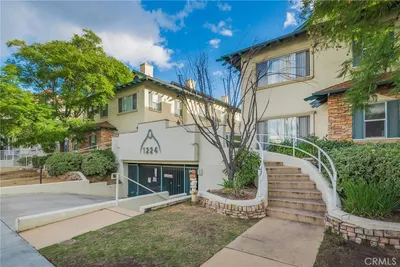 1224 Stanley Avenue 3 photo 2