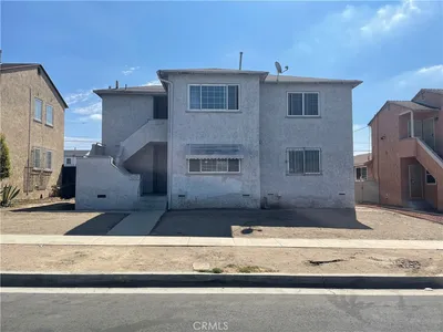 10244 S Van Ness Avenue