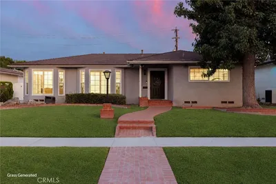 1066 E 45th Way photo 2