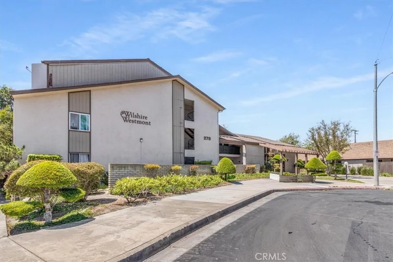 278 N Wilshire 129