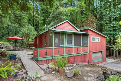 917 Scenic Drive